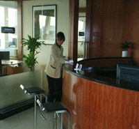 專業(yè)家政服務 保潔清洗與泉州搬家一觸即達